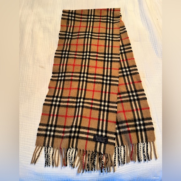 Vintage Burberry Scarf 100% Cashmere classic nova check print - Picture 10 of 11